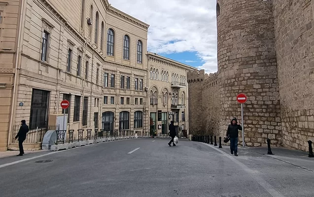 Bakıda bu küçəyə giriş artıq qadağandır! - Foto